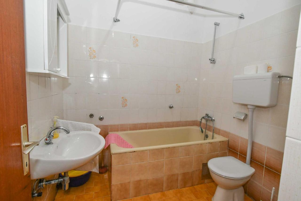 Apartmani Dora Duboka Bagian luar foto