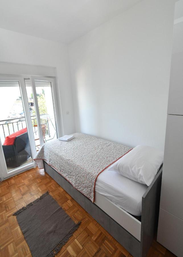 Apartmani Dora Duboka Bagian luar foto