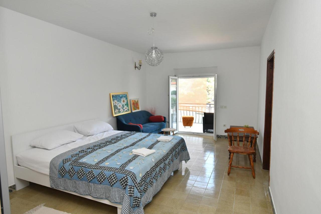 Apartmani Dora Duboka Bagian luar foto