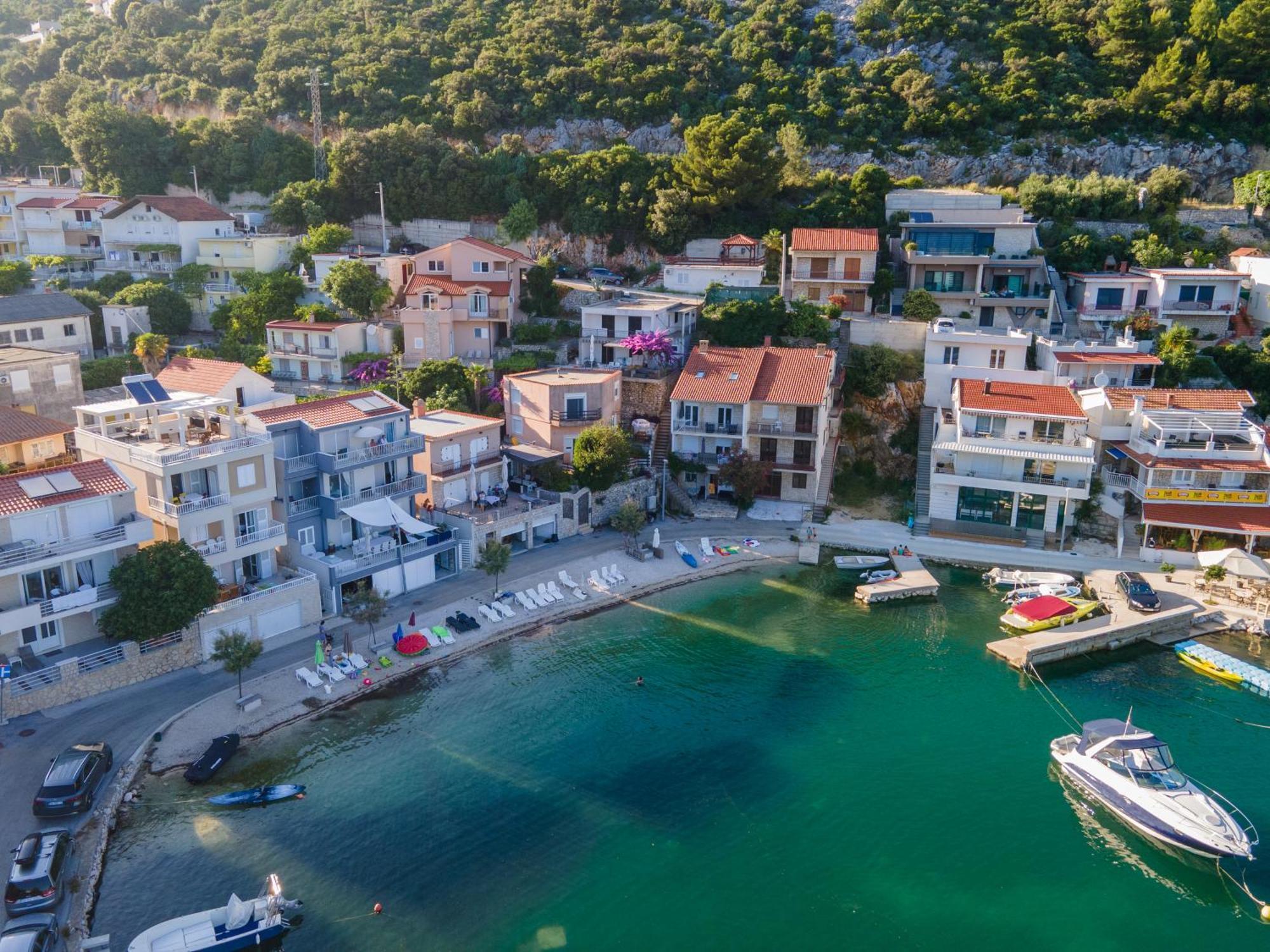 Apartmani Dora Duboka Bagian luar foto