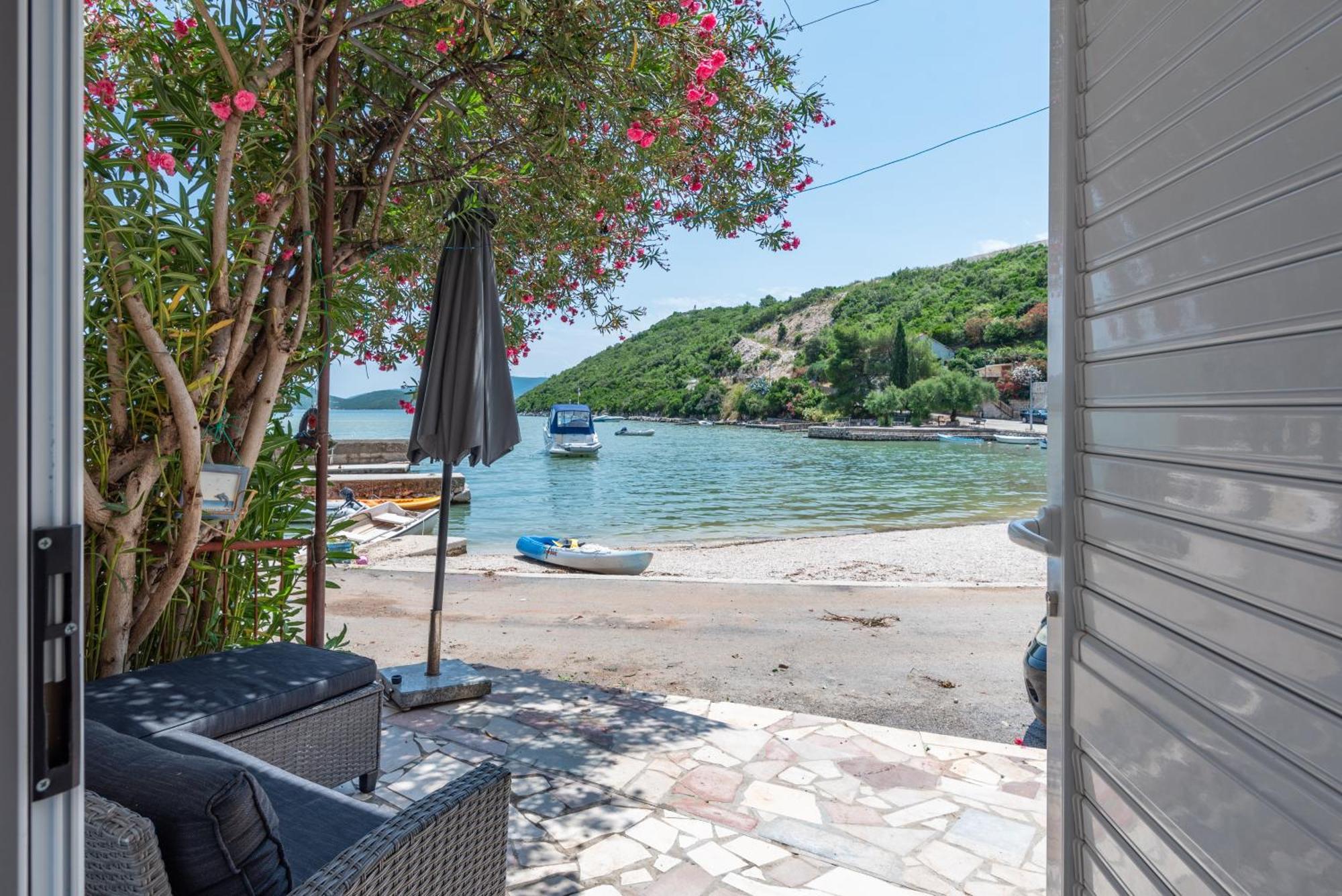 Apartmani Dora Duboka Bagian luar foto